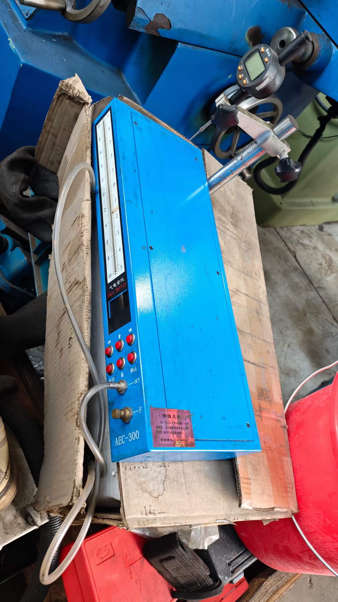 处理一台电子式气动量仪，嘎嘎新用得上的朋友私聊吧