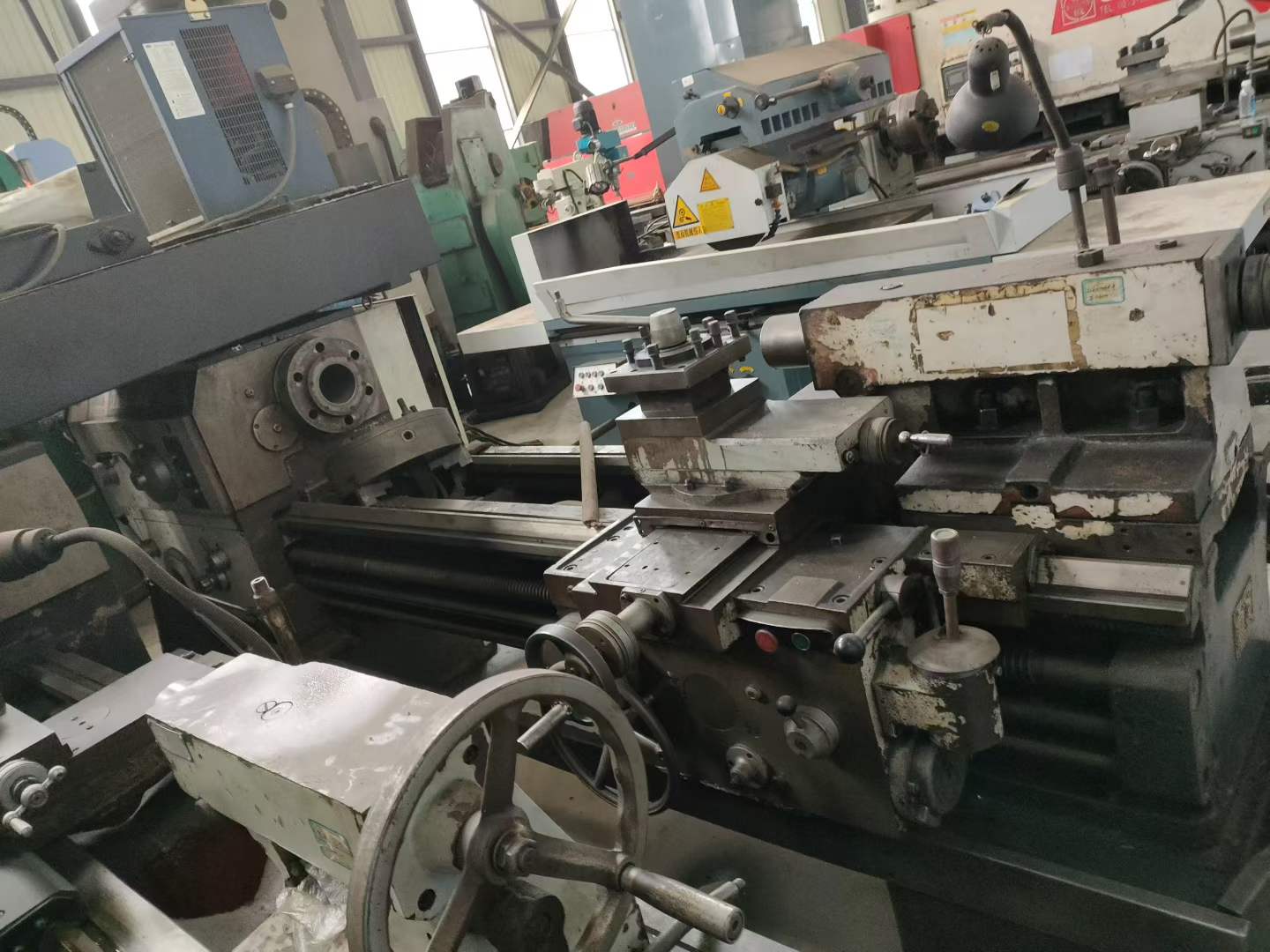 腾库房处理几台沈阳产6163一米半车床，机器状况非常好，大品牌值得信赖，喜欢的朋友私聊吧