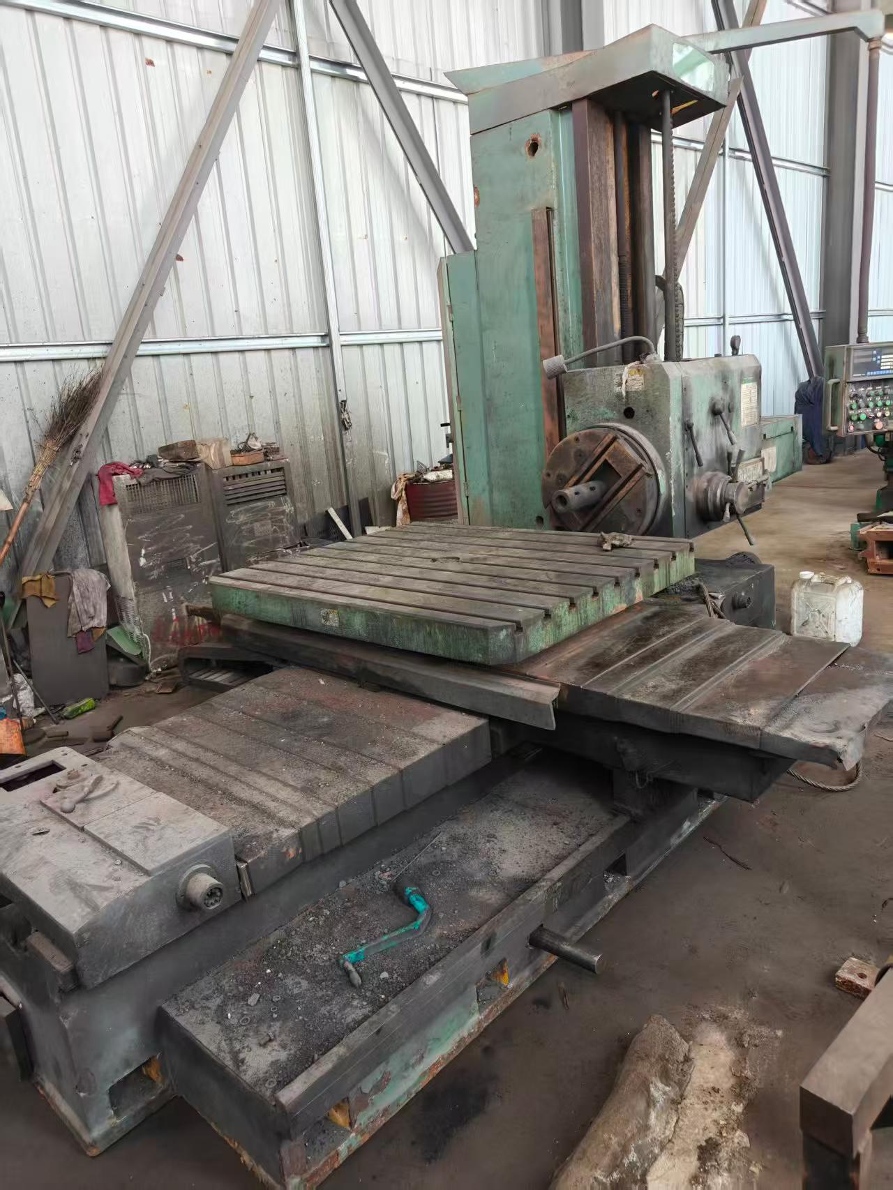 新到一台611B/3镗床，正常使用给钱就卖，需要来聊