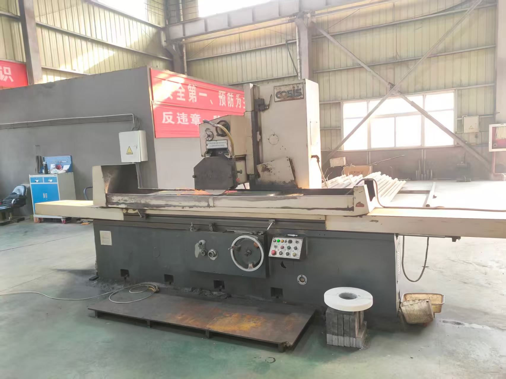 新到一台云南产7132一米六平面磨床，成色绝佳试机完美，需要来聊