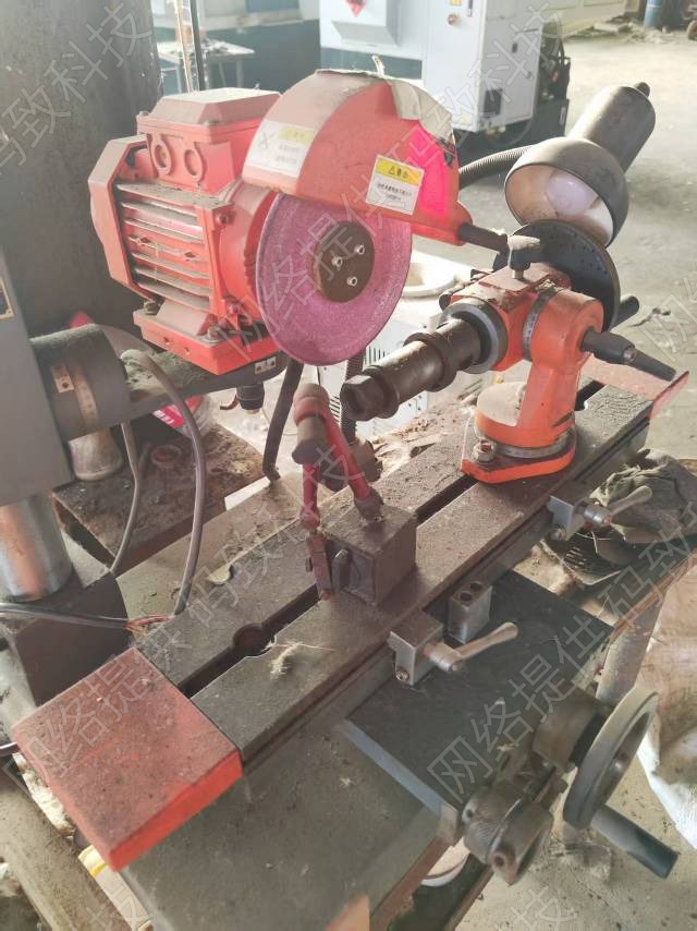 GD-600万能工具磨床，机器状况非常好价格美丽