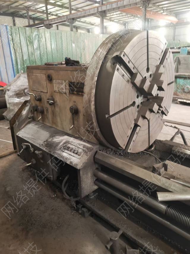 61100车床加工长度17米，设备状况相当好，低价出售
